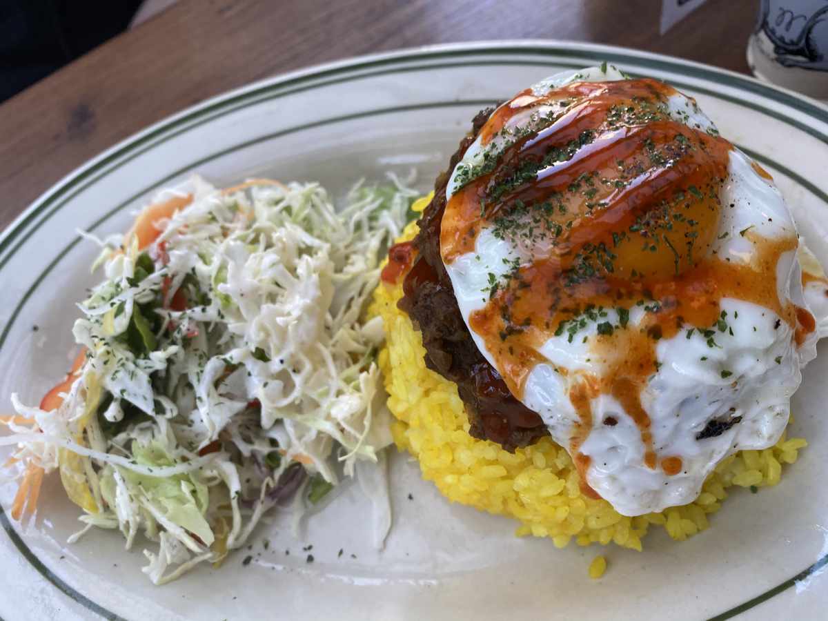 カフェ・ドゥ・リエーヴル うさぎ館のドライカレー