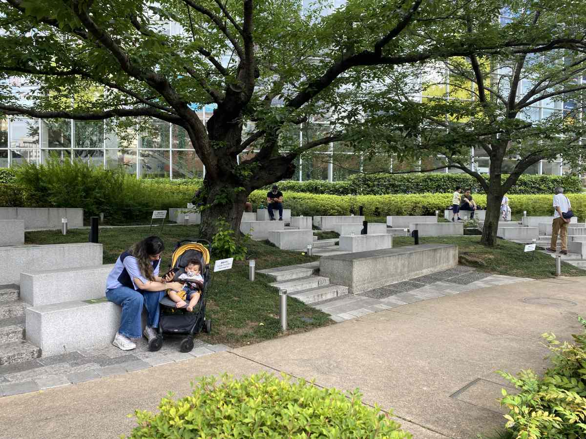 六本木ヒルズの毛利庭園